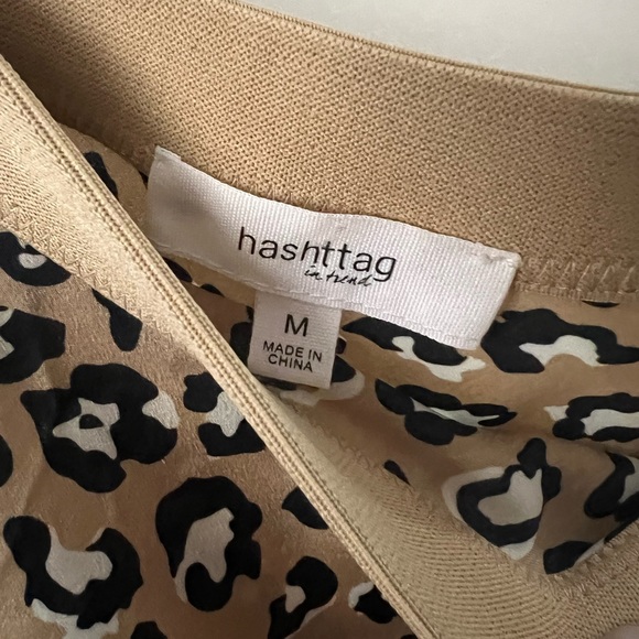 Midi cheetah print satin skirt - Picture 3 of 3